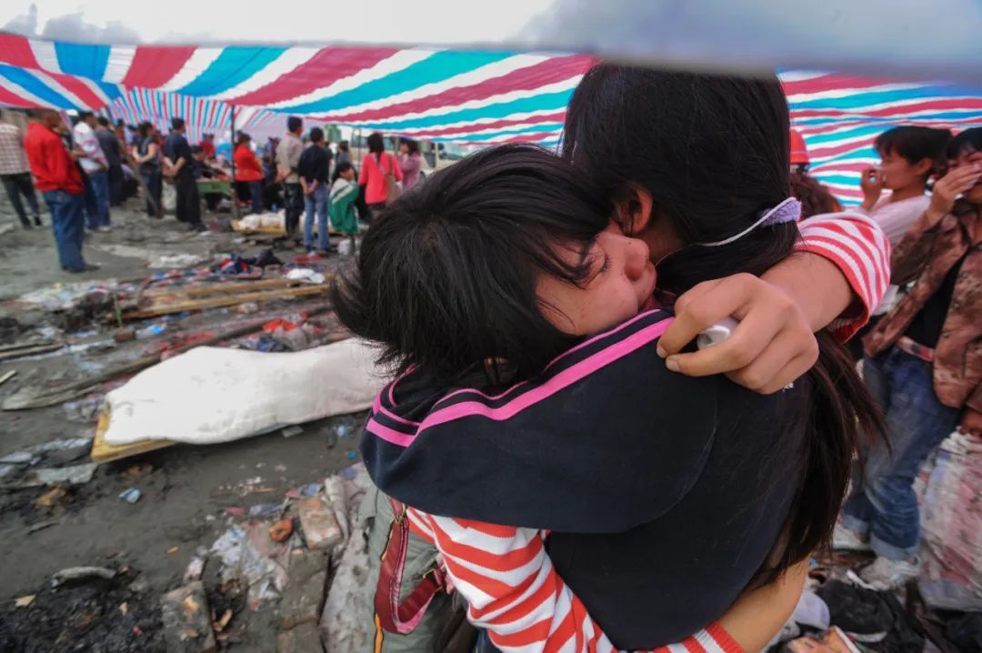 汶川地震13周年这些画面让人泪目,汶川地震感人图片含泪整理