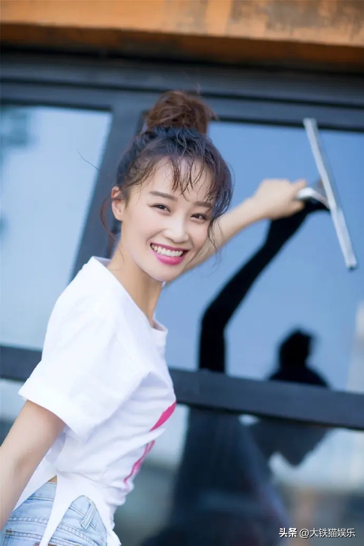 嘴巴最好看的六位女星,颜值明显下滑的八大女星