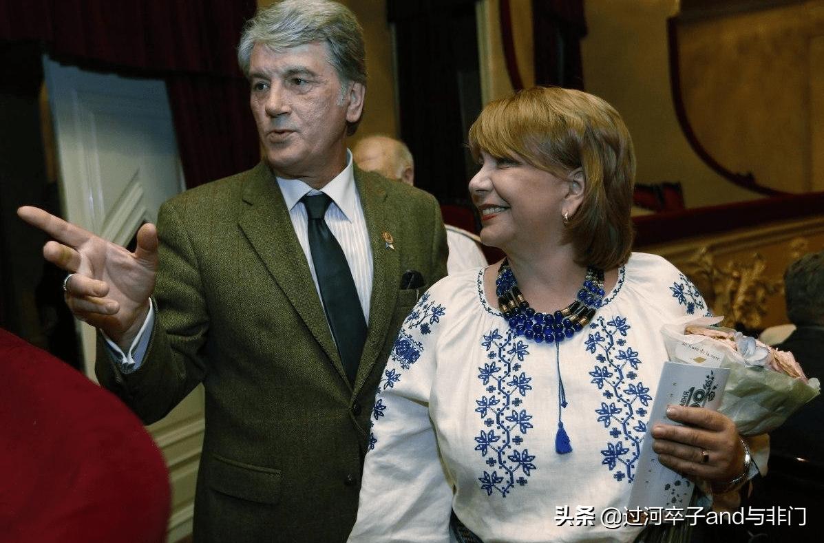 让俄罗斯心烦意乱的两首*歌国**：波兰不会亡、乌克兰永远在