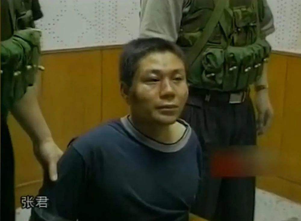 新中国一号悍匪张君，每次作案后一边品茶一边嘲笑警察无能