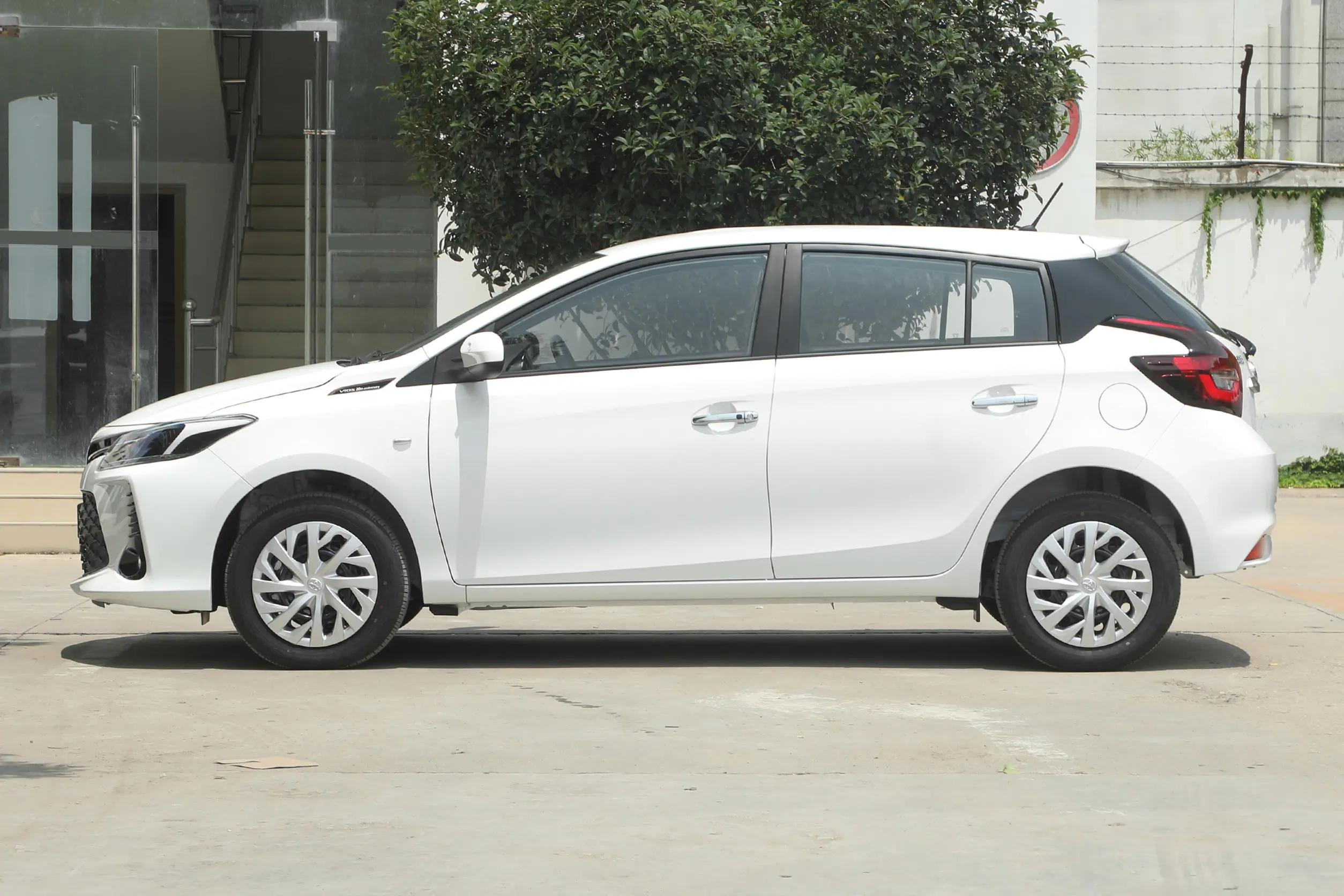 起步8万多，油耗低三大件可靠，这3台丰田车，月销只有三位数