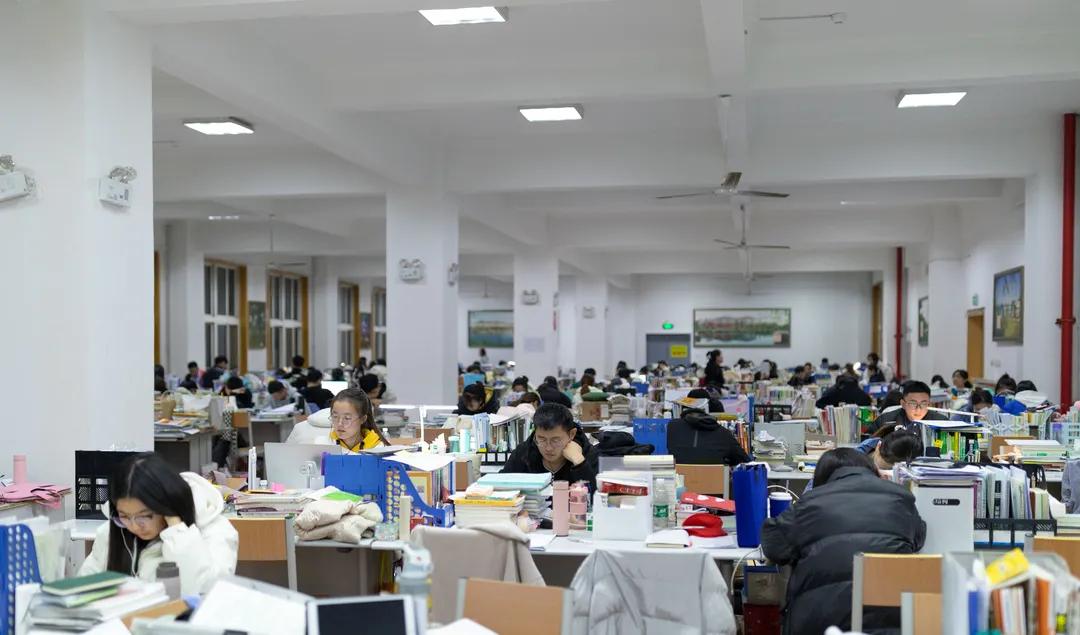 愿你以梦为马不负韶华考上大学,愿同学们以梦为马金榜题名