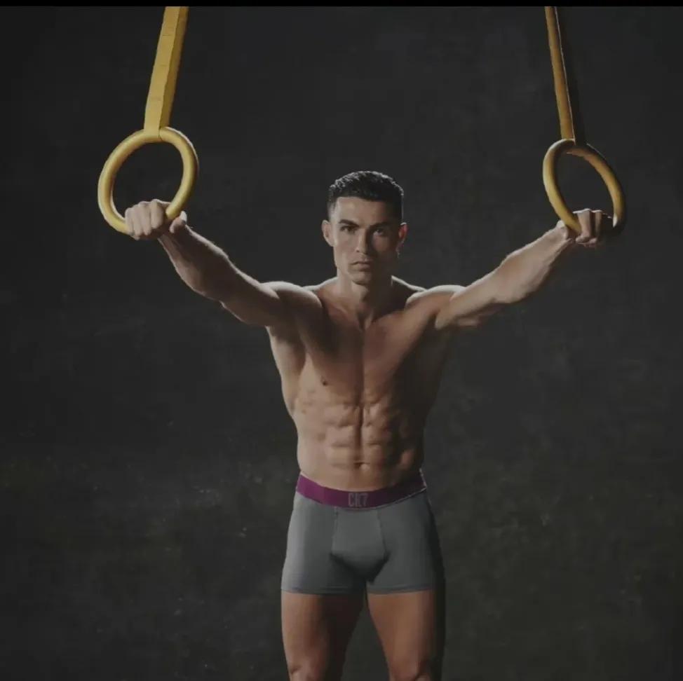 同情弱者你就弱帮助强者你就强,同情弱者嫉妒强者好吗