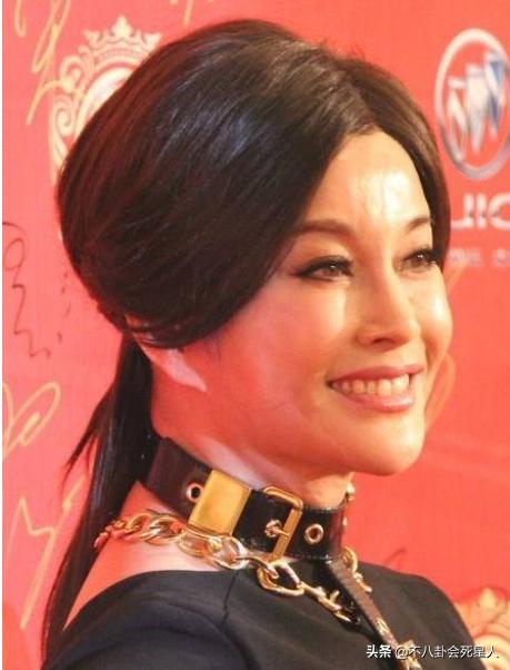 明星整容脸僵硬图片,老女明星整容脸和纯天然脸