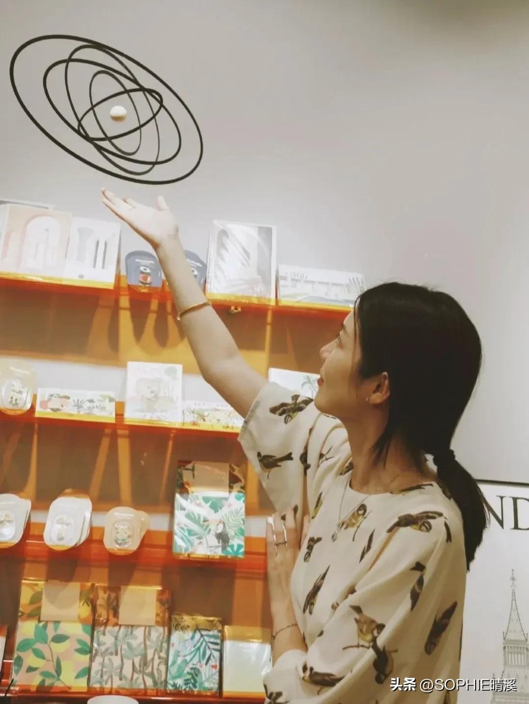 宝石山底下,宝石山下香水店