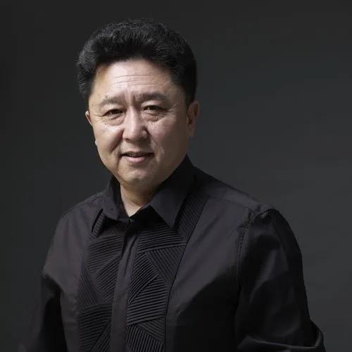 吴京找于谦拍战狼2,于谦吴京感情