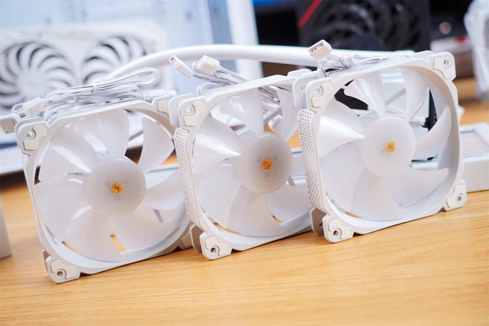 rogz690-a吹雪ddr4,rogz690吹雪d5