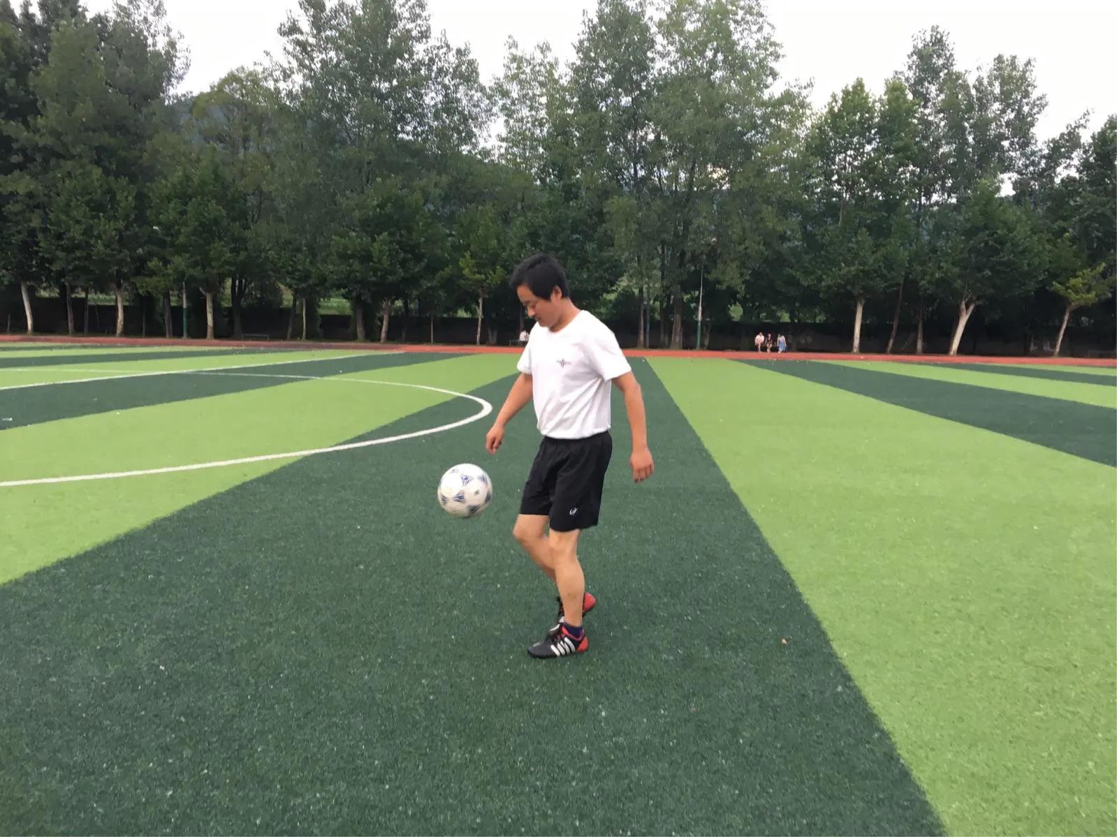 我和足球的故事短视频,回顾中国足球2002世界杯