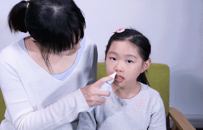 家里有小孩的这些药物一定要收好,家里有小孩需要备些什么药物