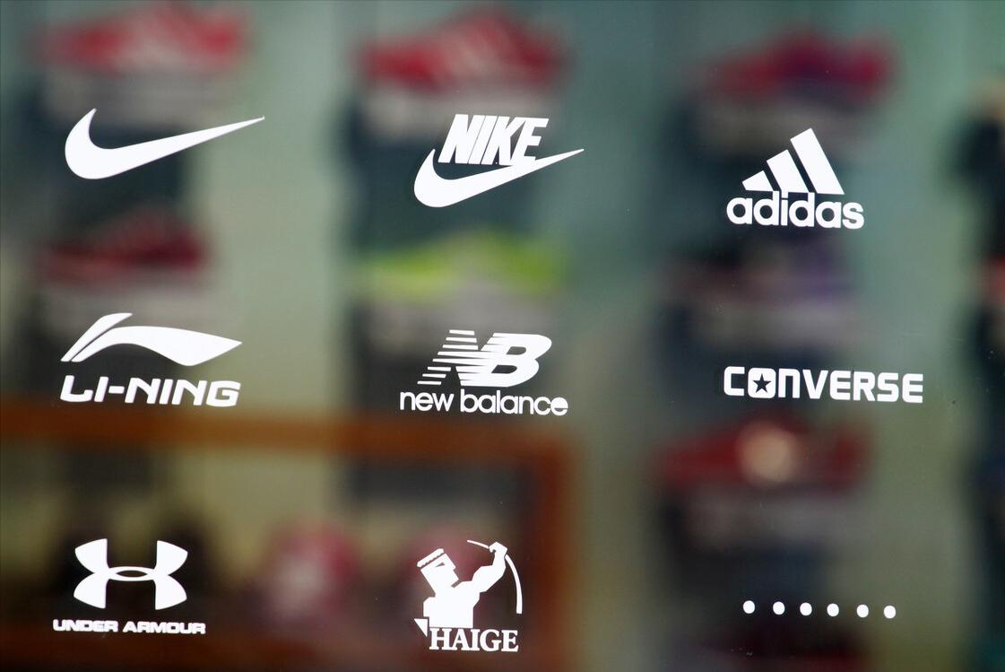 耐克和李宁哪个缓震好,李宁和国产李宁