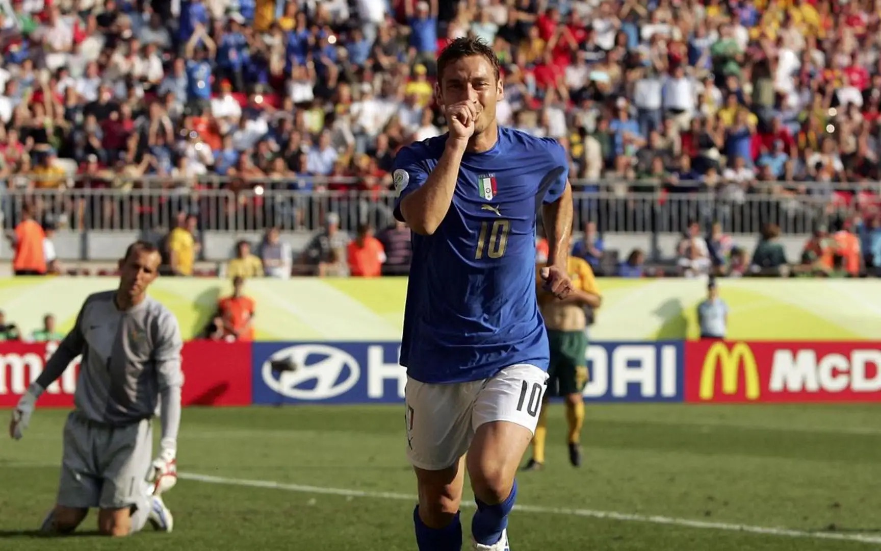 2018年世界杯精彩解说集锦,点燃全场世界杯