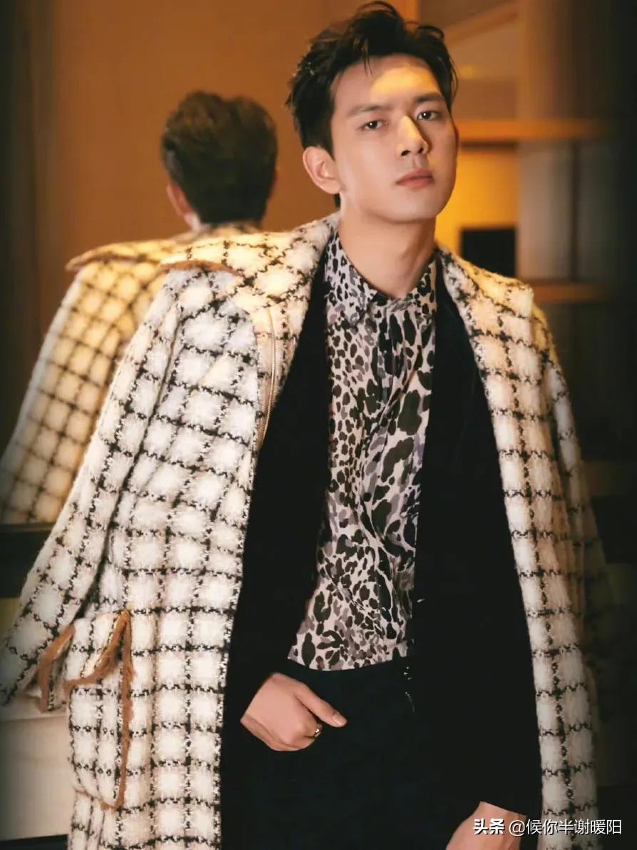 王一博和白敬亭穿搭,休闲西服穿搭白敬亭