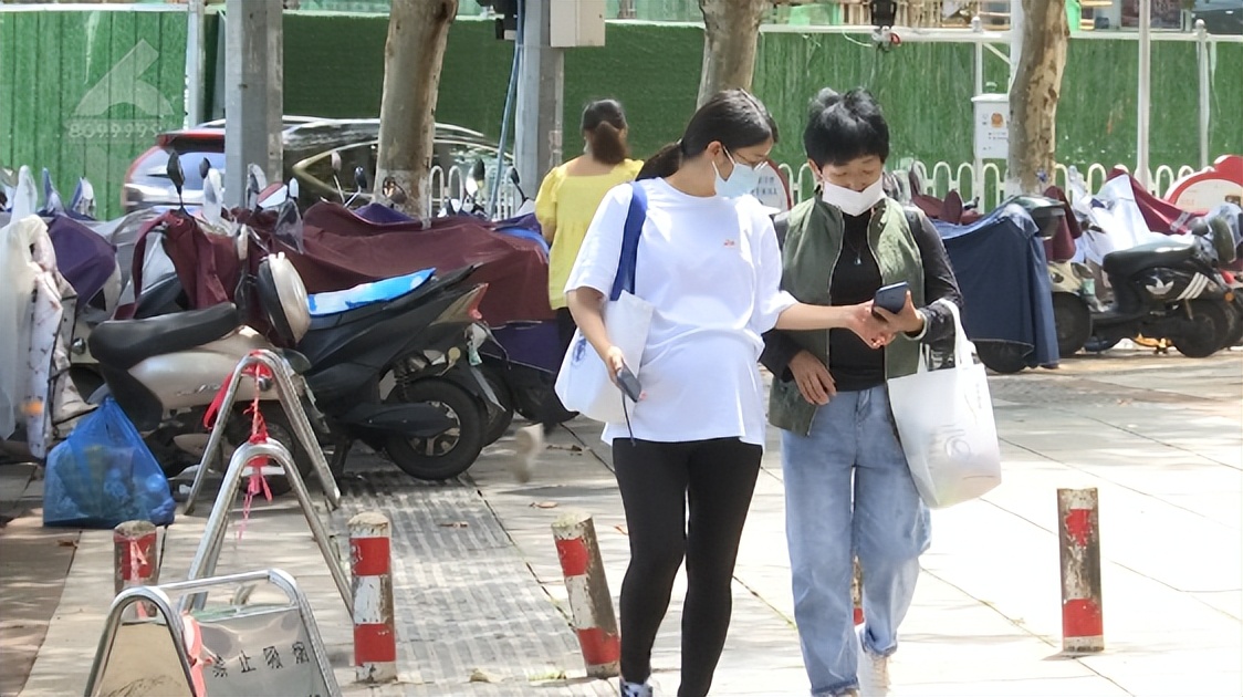 云南省2009二孩生育补贴,云南二孩三孩生育补贴