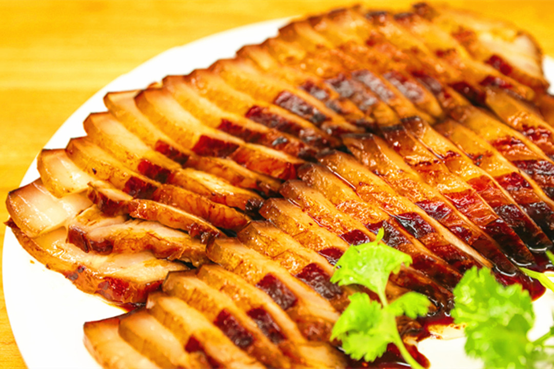 腌腊肉没有太阳都起了白色的霉,腌腊肉21天长霉是不是坏了