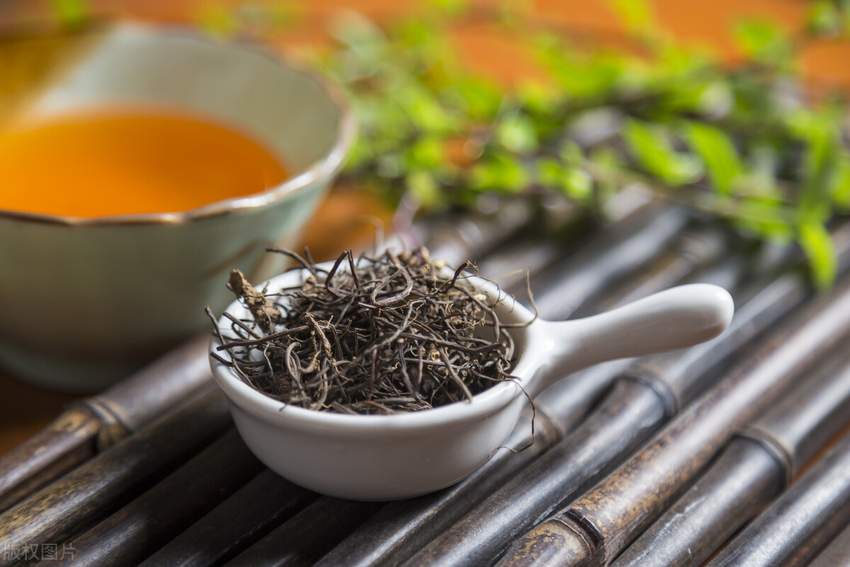 阴囊潮湿，不外乎这四点，一剂完带汤，祛湿泄浊，轻松止汗