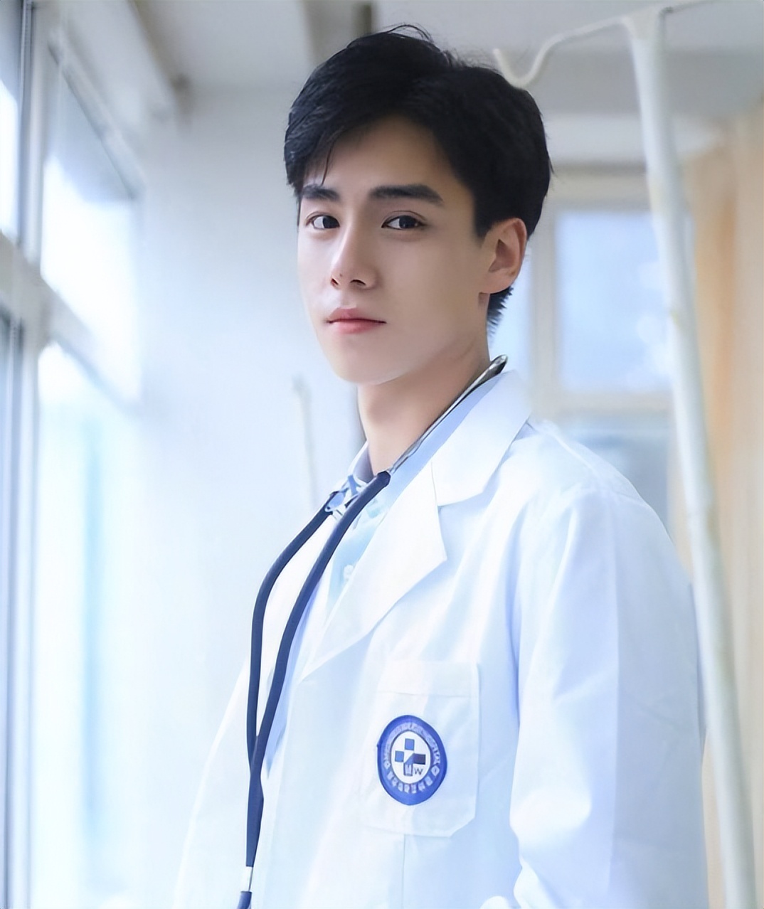 大学专业就业前景排行100名,大学热门专业排名前十名数据分析