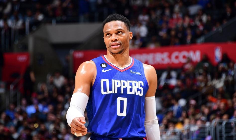 现役5位球星夺一冠可以封神,巴特勒连续6场砍下8助