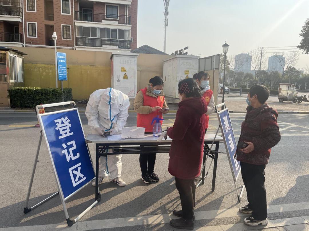 团圆抗疫战场,团聚青年同战疫