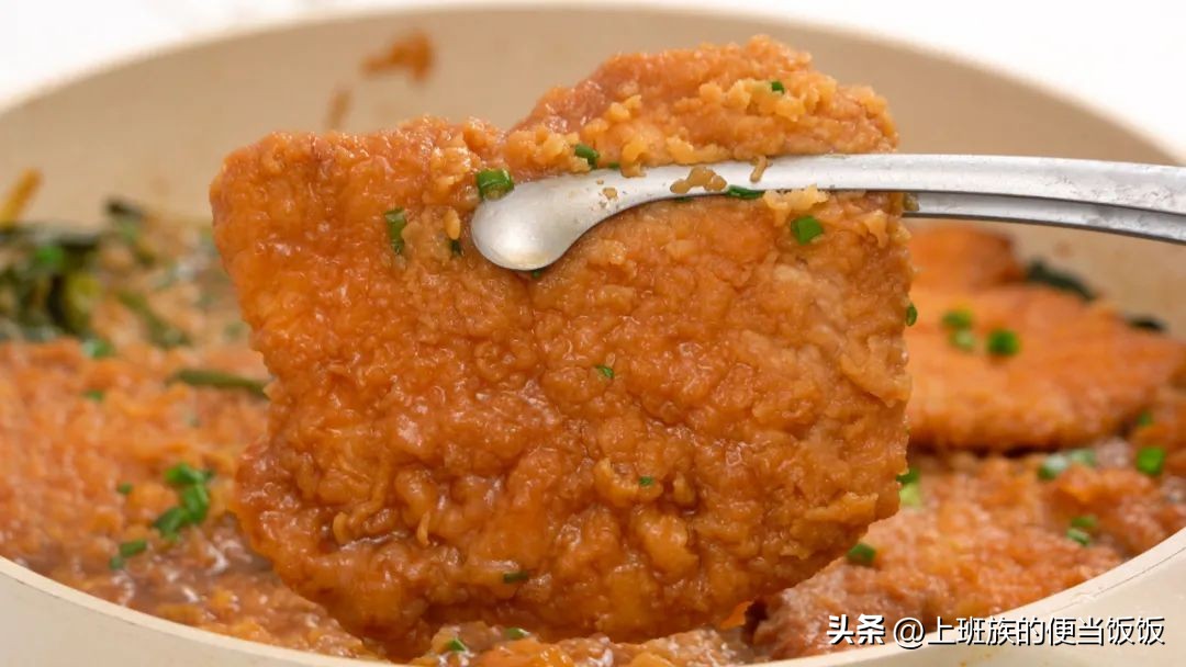 葱烧大排怎么做好吃？超详细步骤，真的巨简单