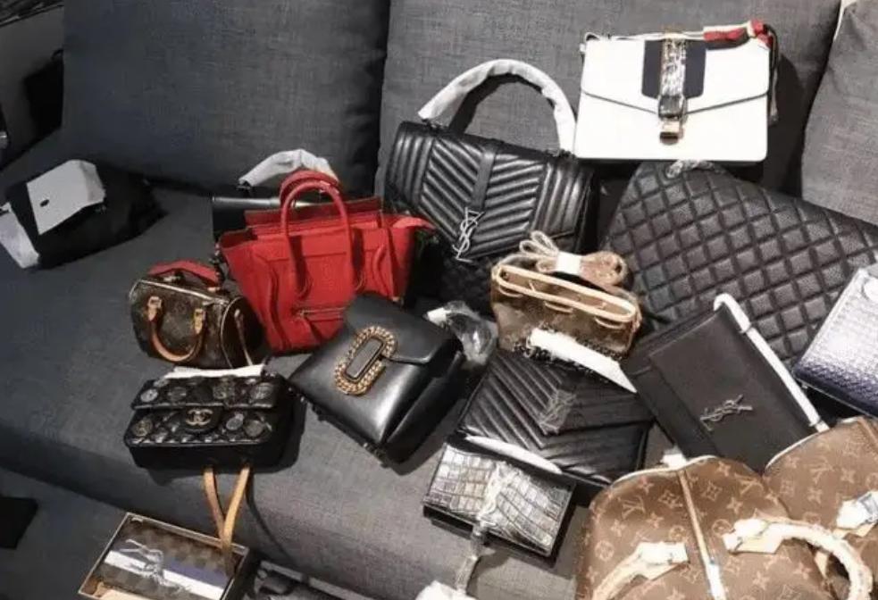 为什么代购大多都是假货,代购的东西到底是假货还是真便宜