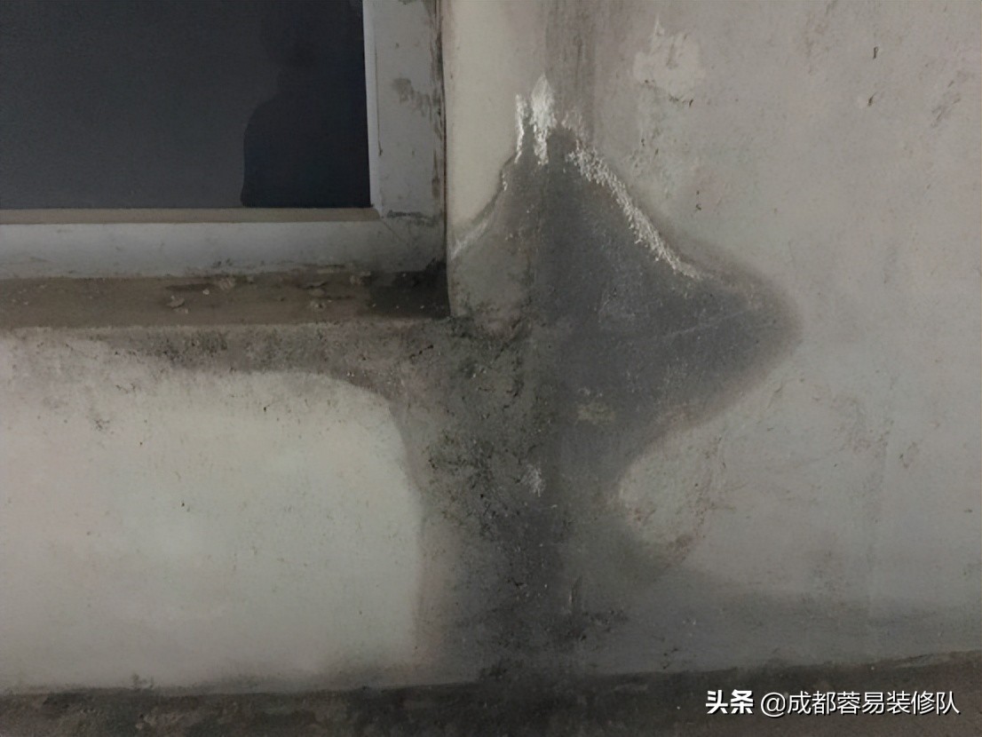 窗户渗水用什么胶比较好,阳台窗户缝隙渗水怎么办