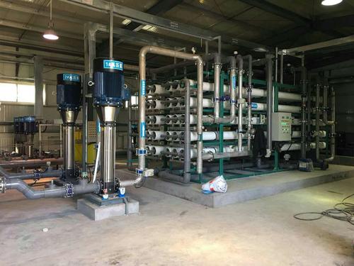 “小官巨贪”魏鹏远：小处长贪污3.4亿，家里床底壁橱堆满百元钞