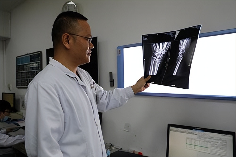 骨盆趾骨骨折后最佳的物理疗法,骨科创伤的救治