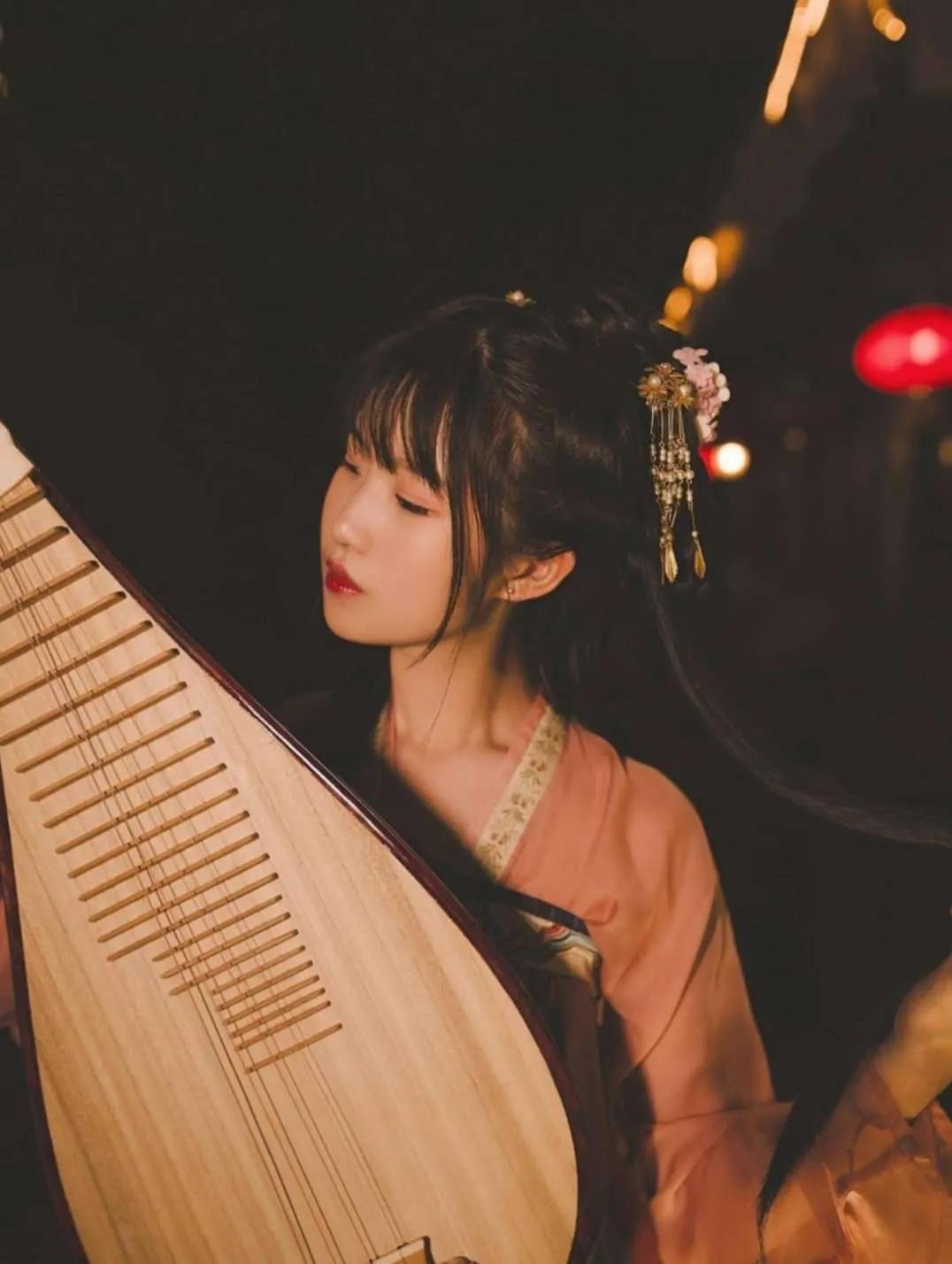 七律咏三八节,翠竹楼主原创诗20首