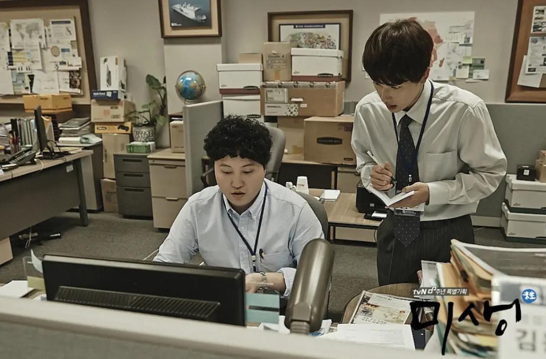 一集翻车，两集接吻，这剧的工业糖精真的不甜