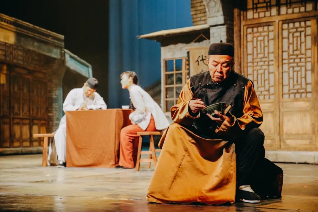 金牌剧评人|流水不争先,争的是滔滔不绝——话剧《断金》