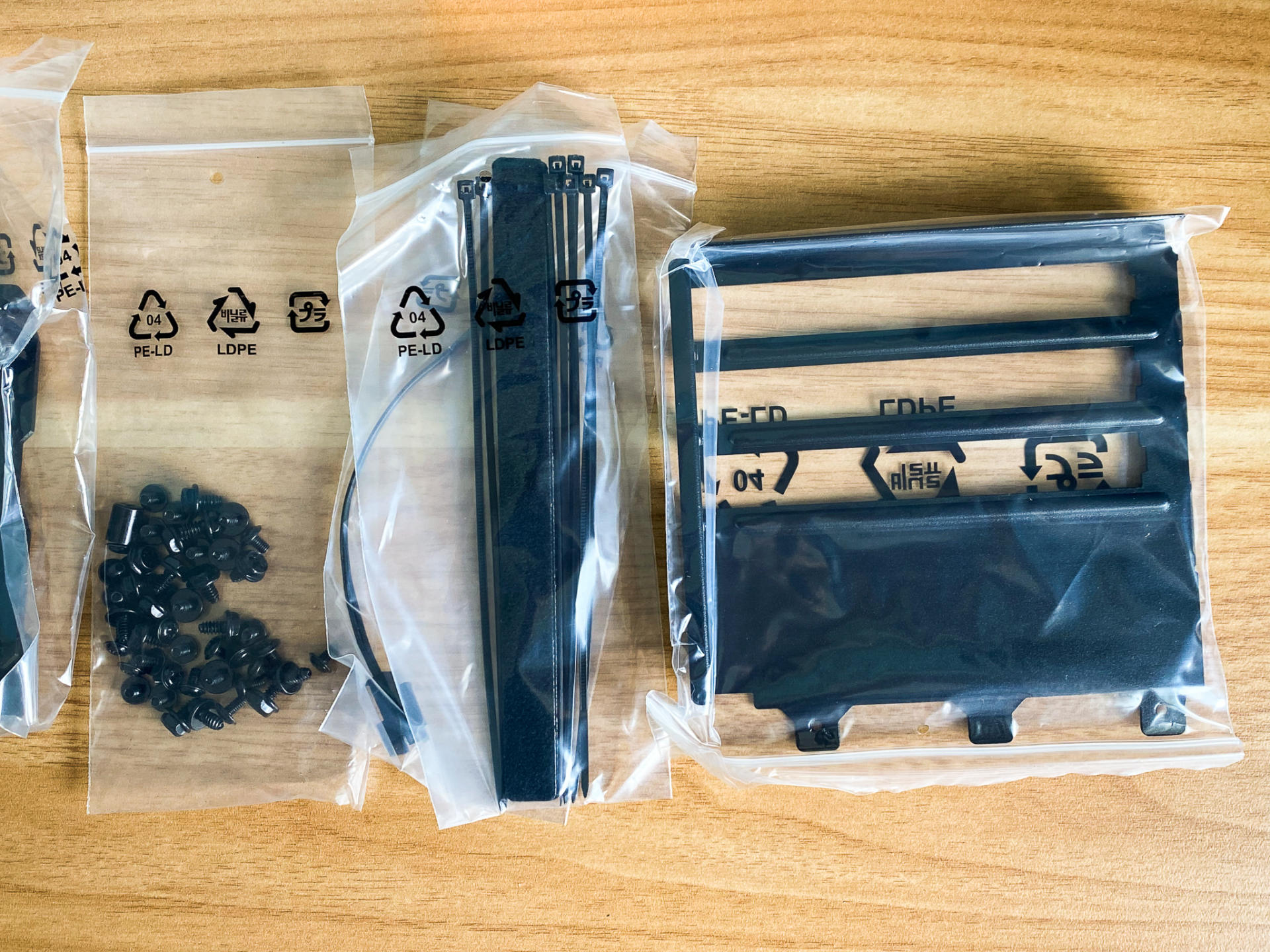 华硕tuf502机箱评测,tuf502弹药库风道布置教程