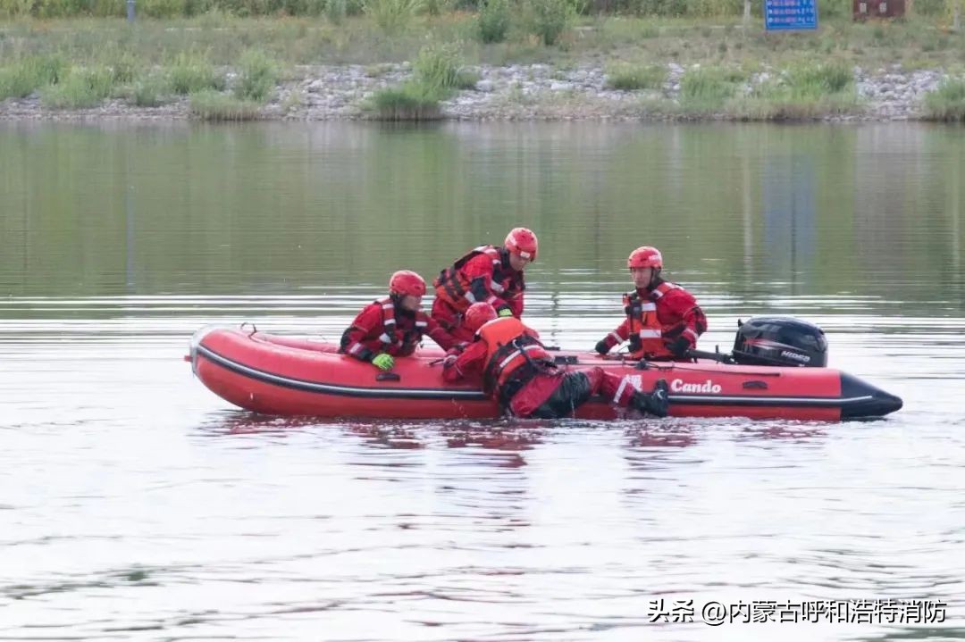 溺水的防范与自救直播公益亲子课,芒果tv湖南教育直播防溺水