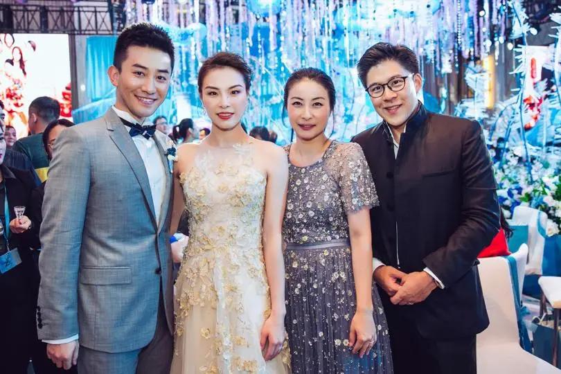 郭晶晶霍启刚最新消息出席晚宴,郭晶晶受伤霍启刚反应