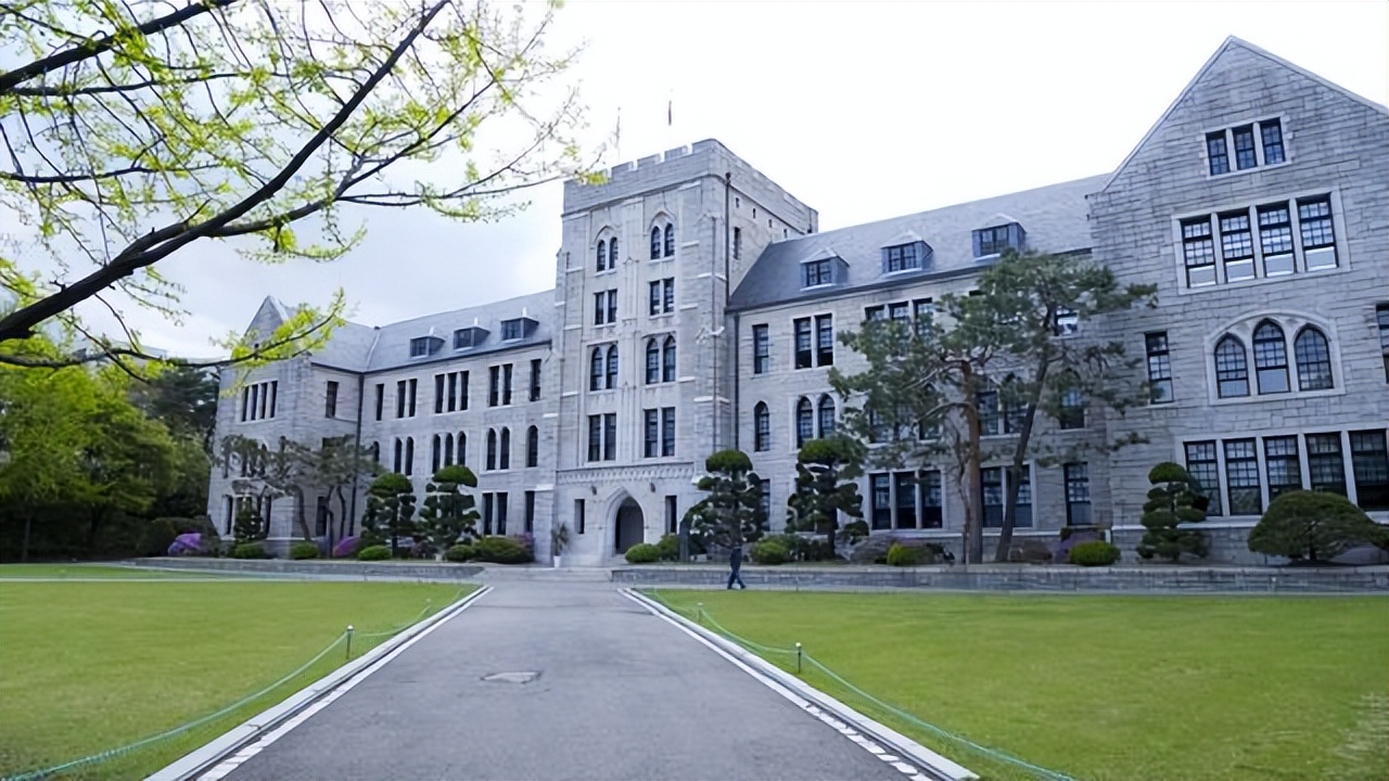 韩国首尔国立大学qs排名,首尔国立大学是世界名牌吗