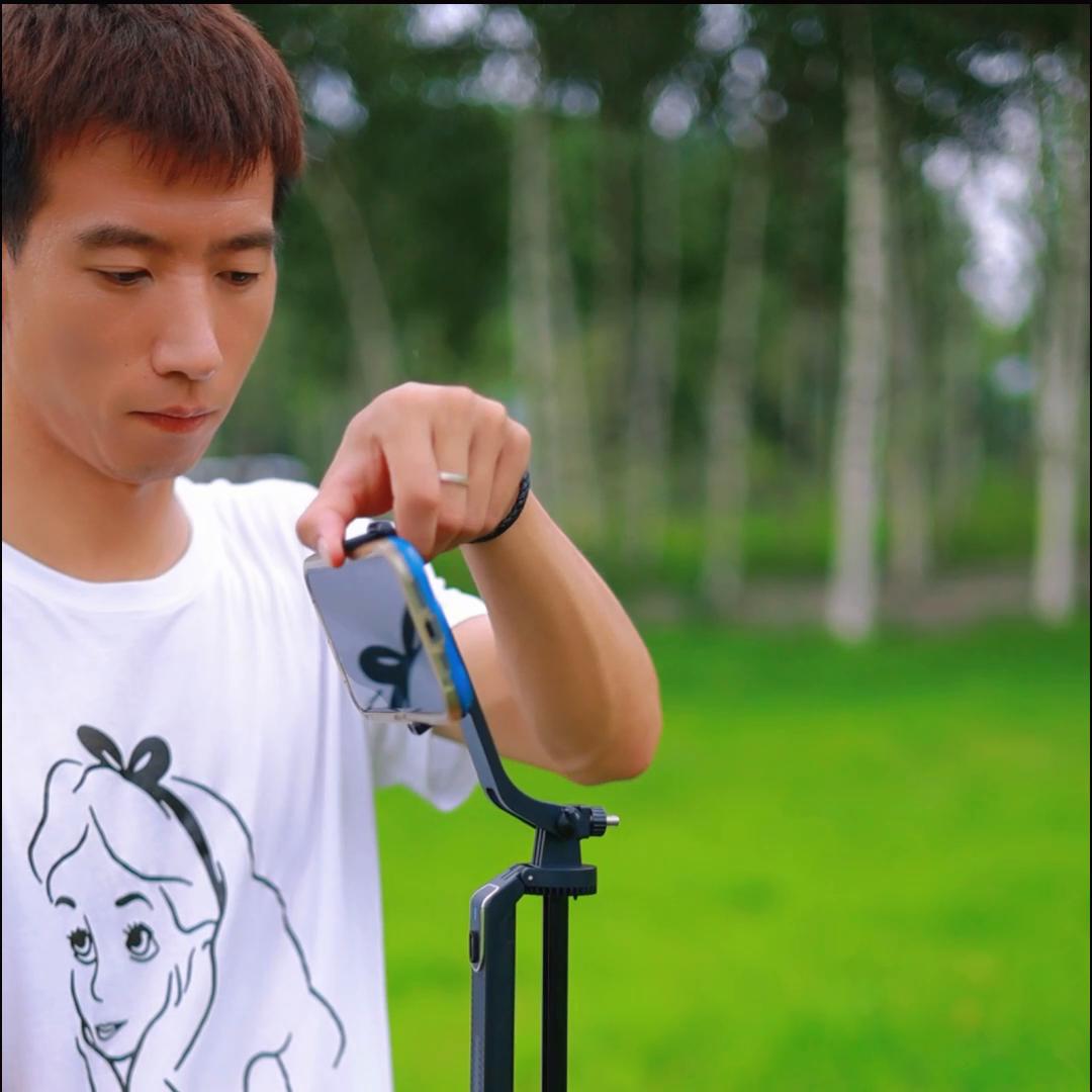 一个自拍杆拍视频,一个自拍杆怎么拍视频