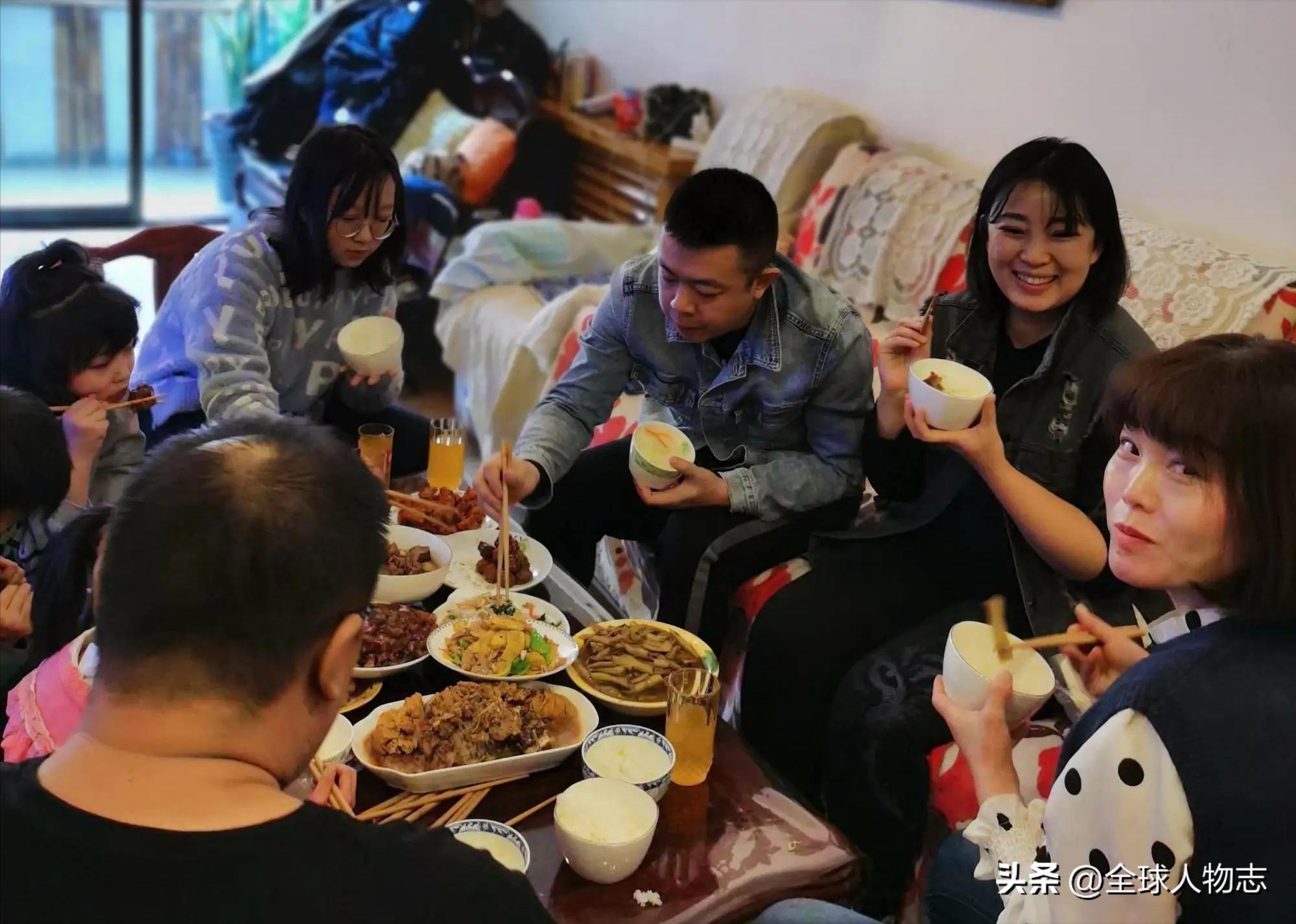 湖南男子捡回流浪女当老婆下集,男子捡来流浪女五年后寻找娘家人