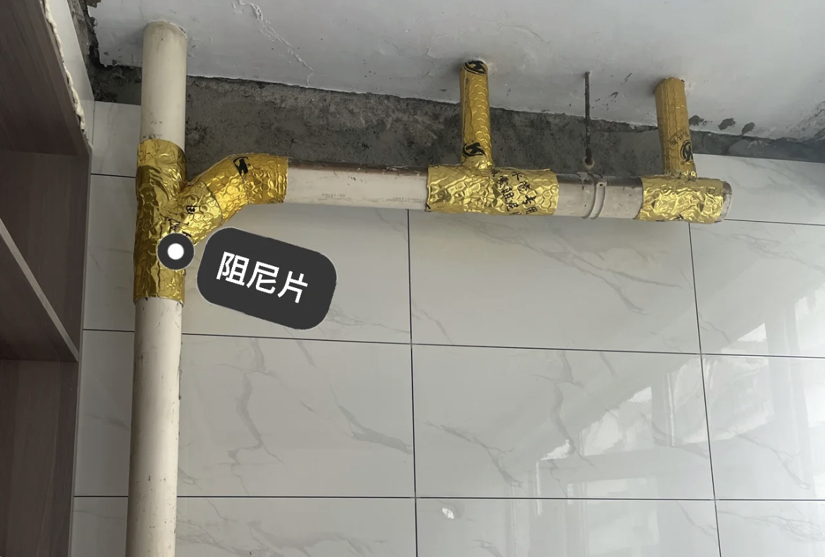 工人师傅装修卫生间,卫生间最不能容忍的4个细节