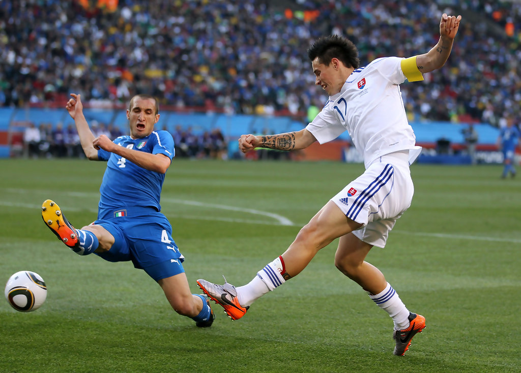 足球世界杯冠军分析,世界杯冠军首轮出局魔咒