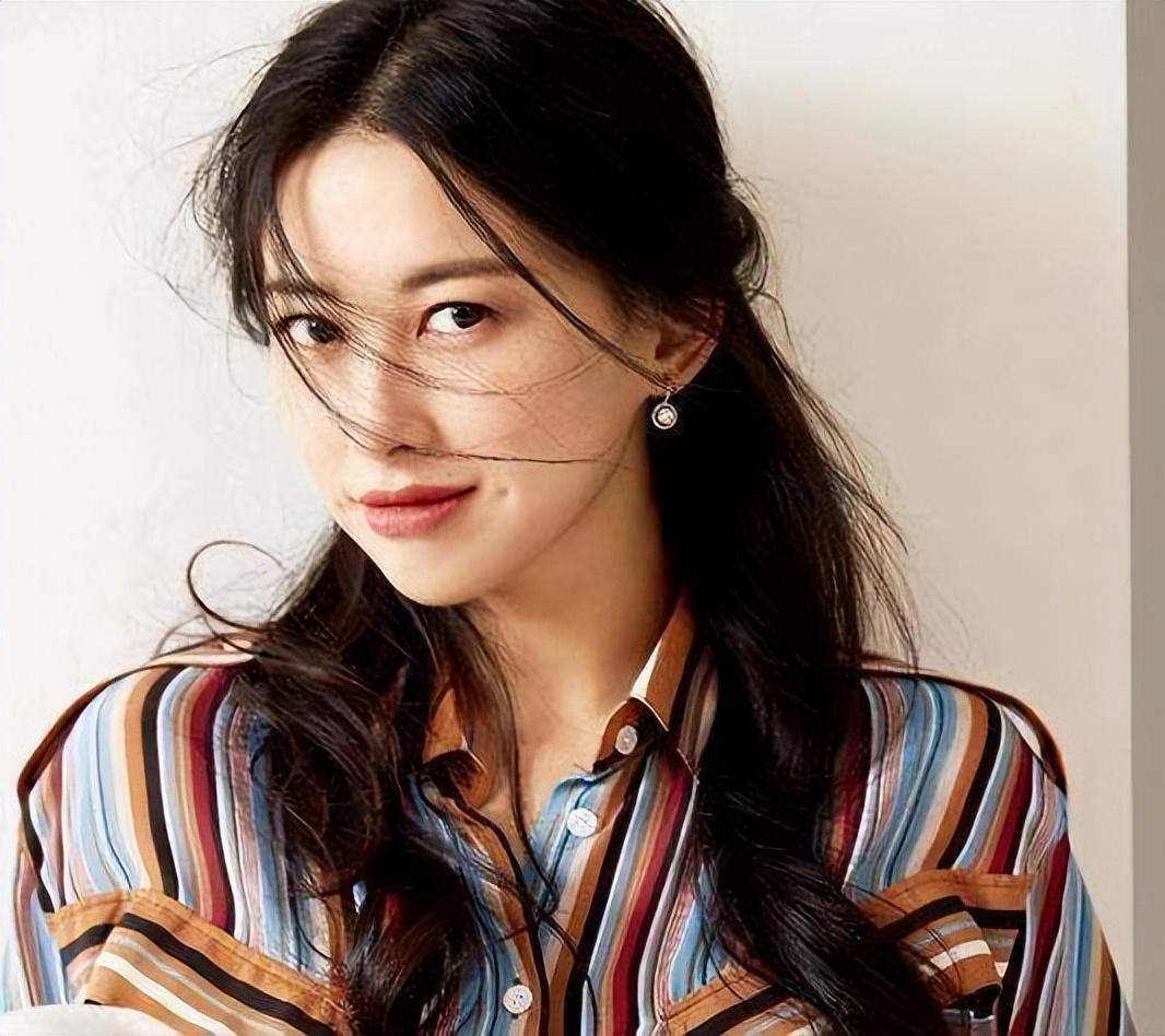 朱珠年轻时颜值,朱珠年轻时多漂亮