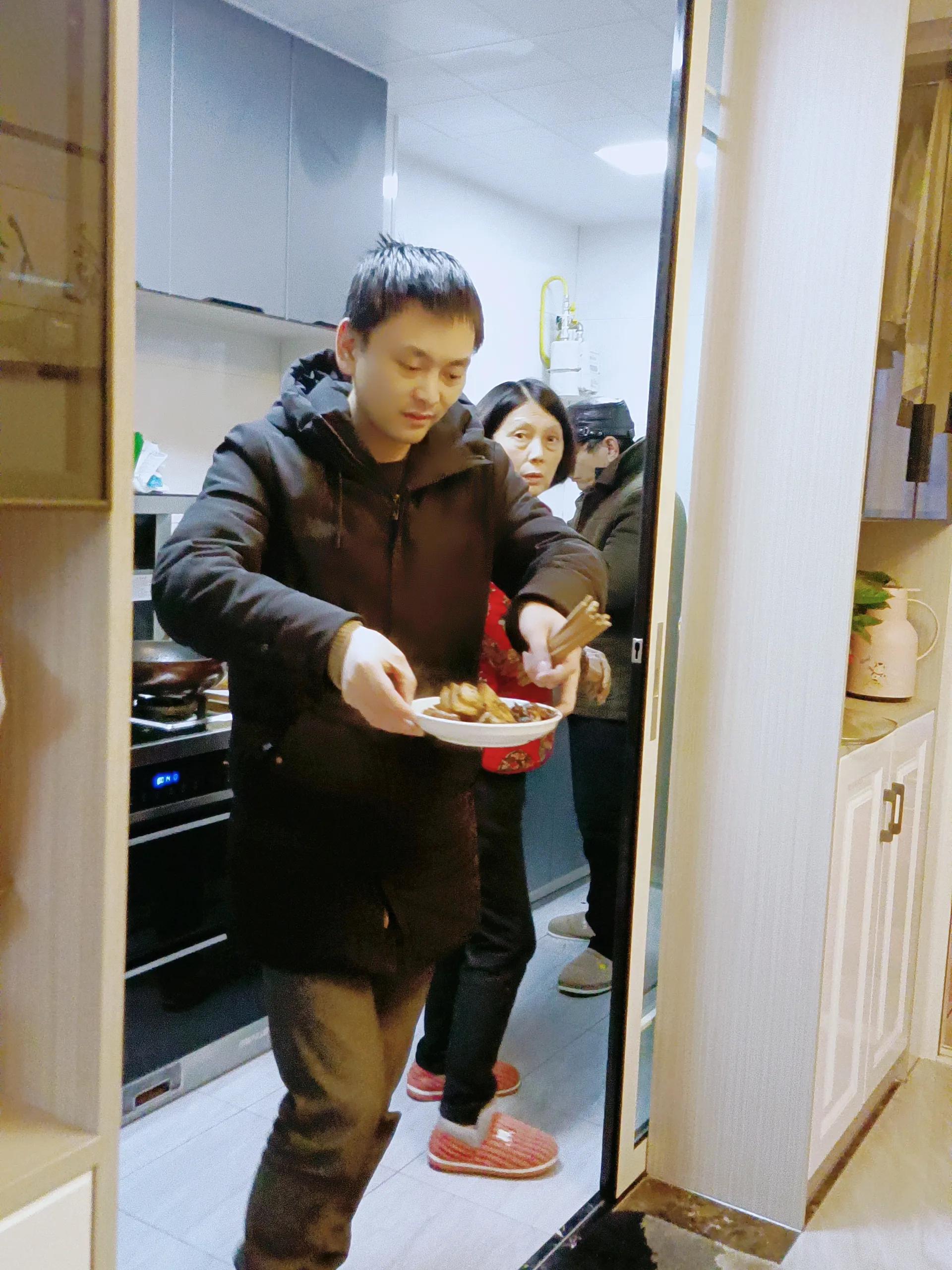 家有女儿应该怎样教育孩子,怎样和青春期的儿子沟通具体方法