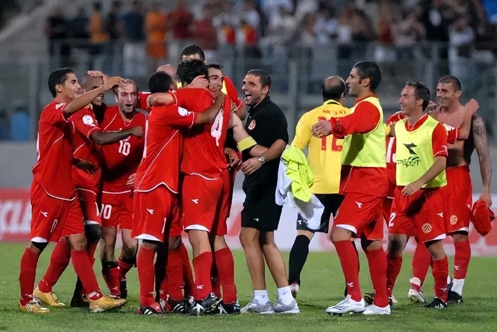 欧洲鱼腩马耳他：国家队由欧青赛亚军教头带领，比甲队长坐镇其中