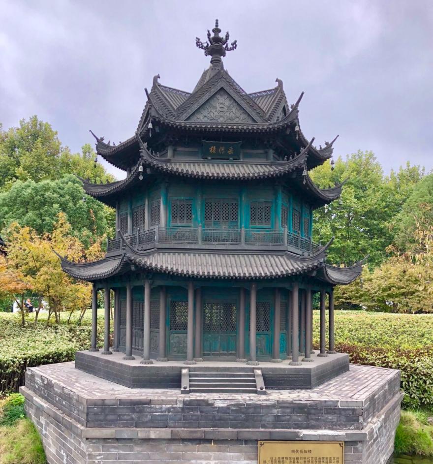 岳阳楼是江南三大名楼之一在哪里,中国四大古楼岳阳楼航拍