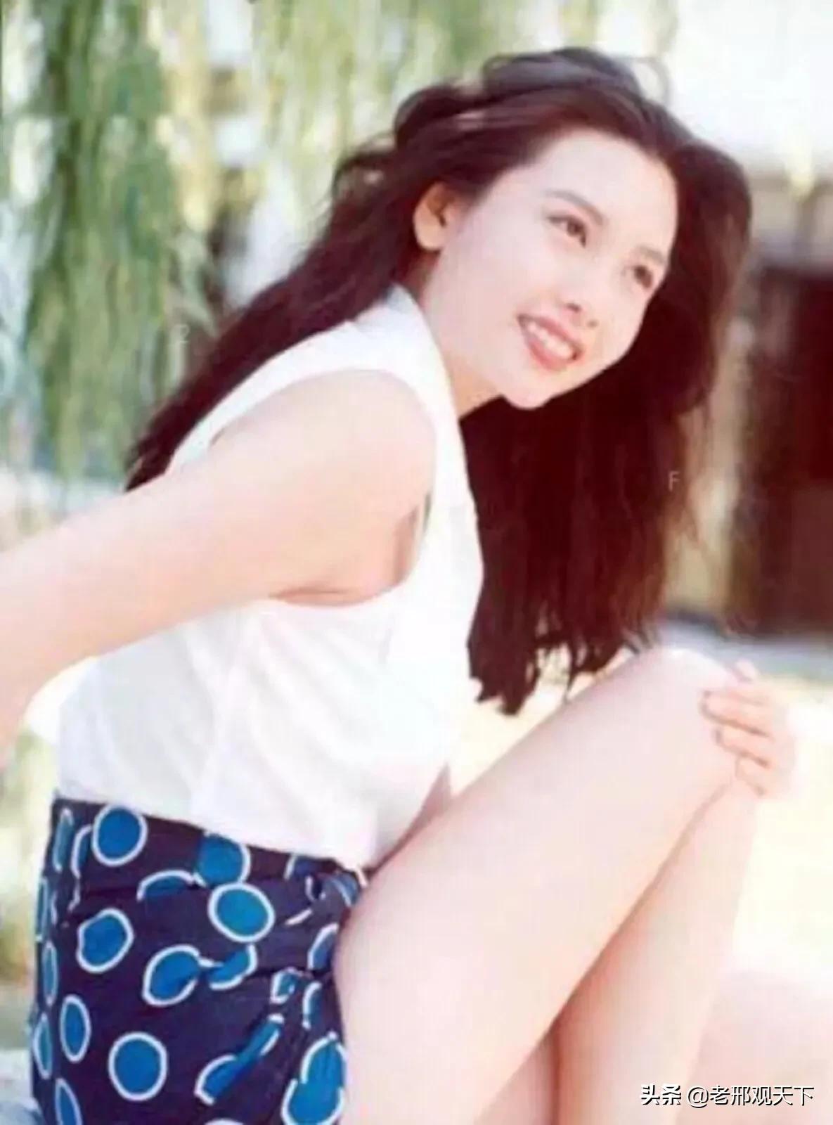 「港圈十大“*星艳**”之①」_____“性感*物尤**”邱淑贞之瓜