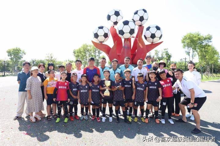 曾经的追风少年曲波,曲波重回青岛