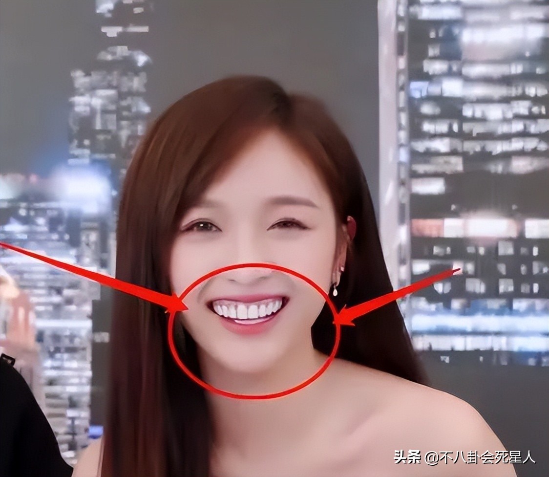 假头发假鼻子,假头发和假肚皮