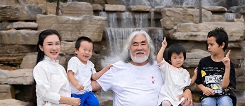 张纪中老婆身材美照,张纪中老婆旧照