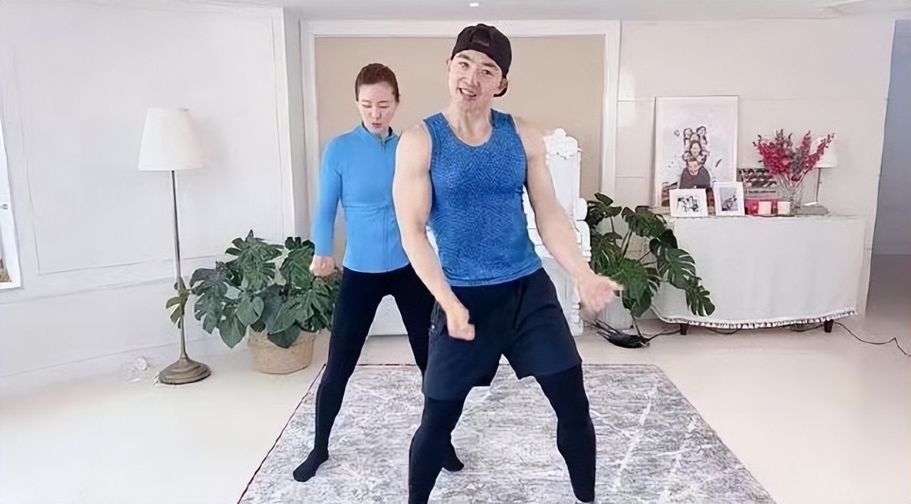 刘畊宏家的装修,成为刘畊宏女孩的第一天图片