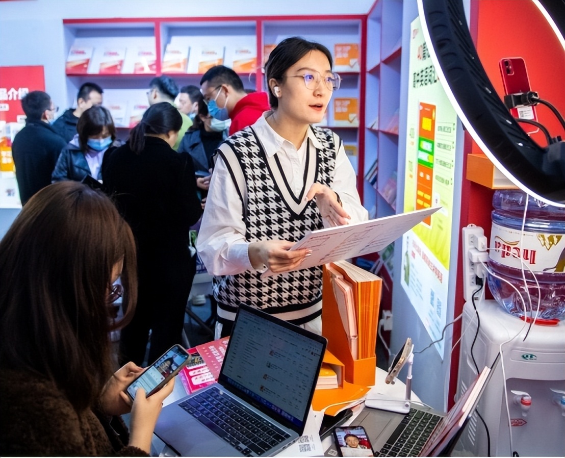 是机遇也是挑战，出版行业如何在直播营销中立稳脚跟？