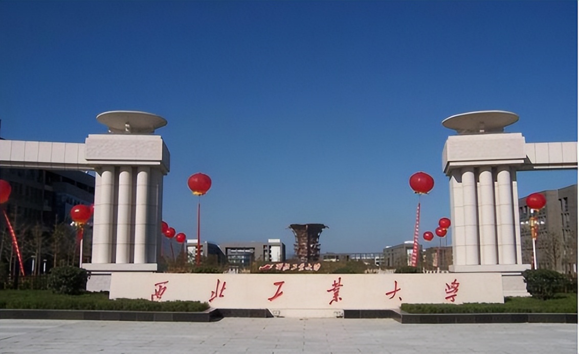 龙湖地产最新现状分析,地产30强现状