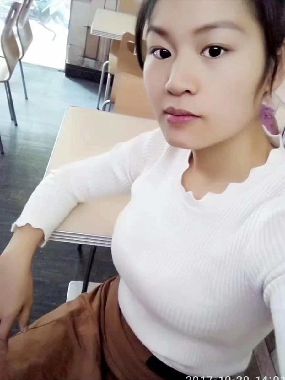 我，90后重庆人，初中辍学当厂妹，结婚没彩礼，现靠摆摊买房买车